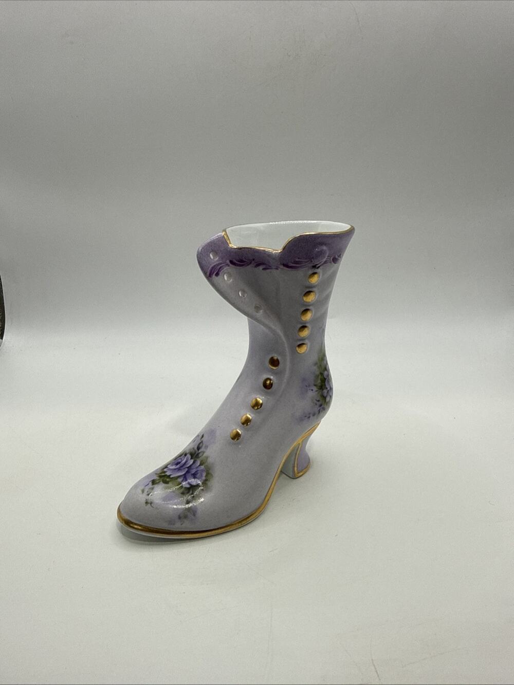 HANDPAINTED PORCELAIN HIGH TOP WOMENS VICTORIAN STYLE BOOT ,lavender Flowers *